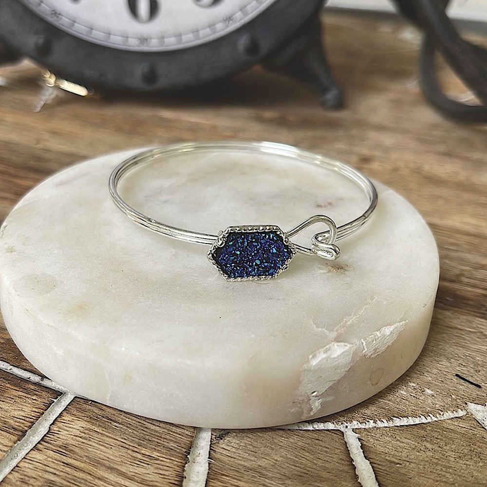 Dark blue druzy bangle in silver